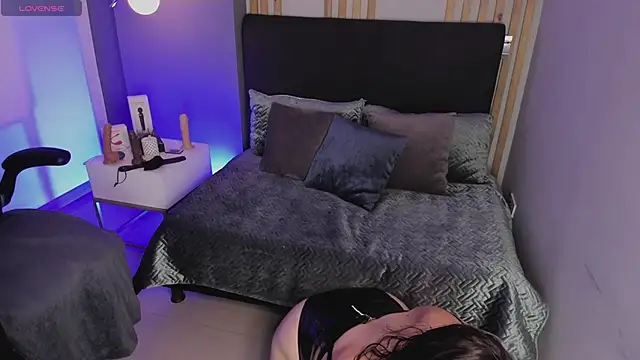 Dafne 00 online show from 01-15-26, 12:30