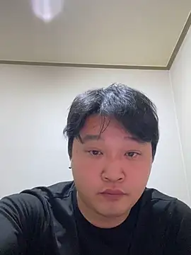 offwhite777 online show from 01-30-25, 03:19