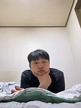 offwhite777 online show from 01-31-25, 01:56