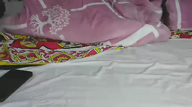 Snapshot of Elsy_booty chatting on 02-10-25, 08:42 Elsy booty online show from 02-10-25, 08:42