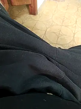 NAvoglia online show from 11-17-25, 01:04