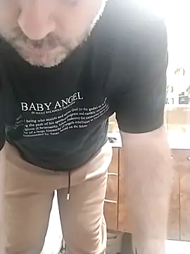 NAvoglia online show from 11-23-25, 05:56