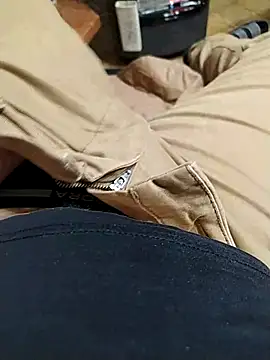 NAvoglia online show from 12-18-25, 01:44