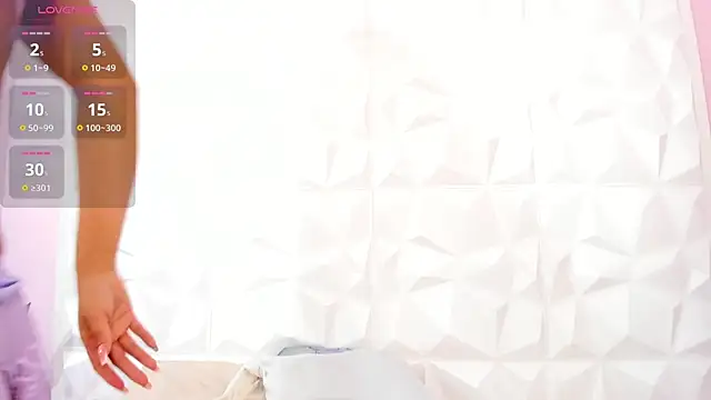 Lia Guzman online show from 03-14-25, 06:10