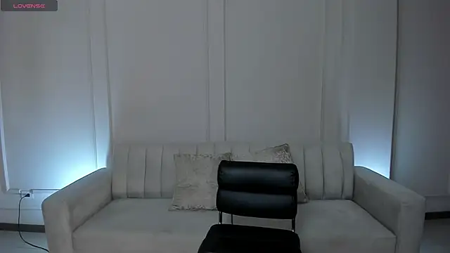 BeccaBaxter online show from 04-05-26, 12:12