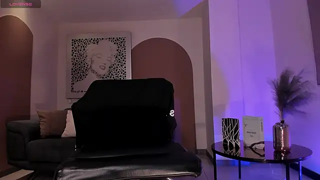 BeccaBaxter online show from 02-17-26, 12:13