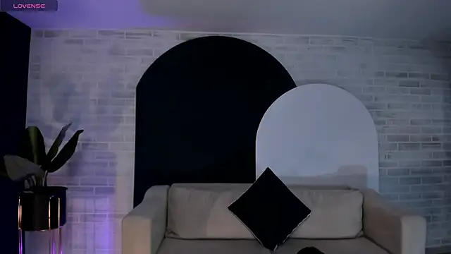 BeccaBaxter online show from 02-21-26, 07:16