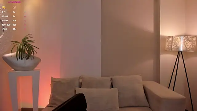 Snapshot of BeccaBaxter chatting on 07-25-26, 06:47 BeccaBaxter online show from 07-25-26, 06:47