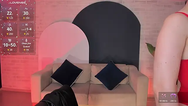 BeccaBaxter online show from 12-15-25, 08:03