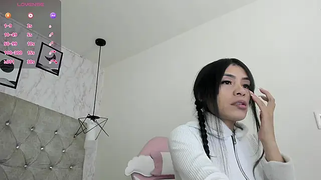 Snapshot of Raichell_ chatting on 04-29-26, 03:00 Raichell online show from 04-29-26, 03:00
