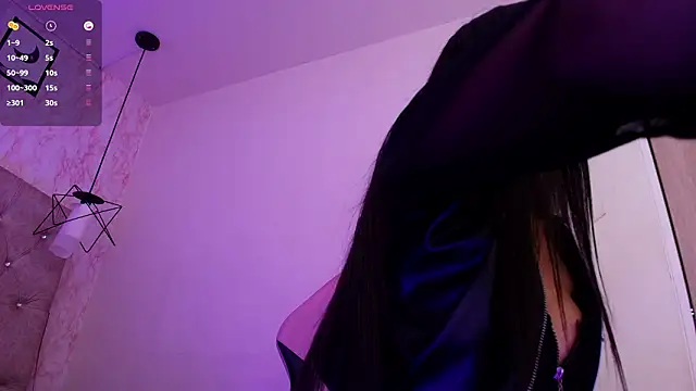 Raichell  online show from 03-05-26, 04:09