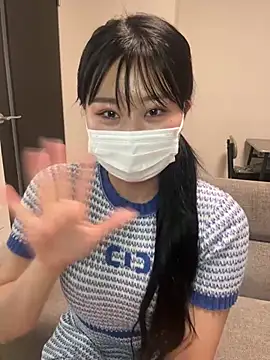 Rara  oo online show from 02-17-25, 07:15