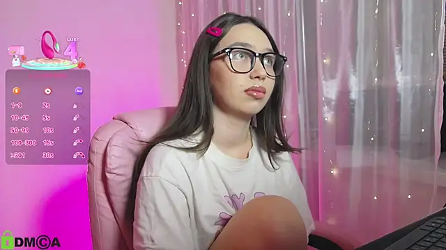 Snapshot of Arianahot777 chatting on 09-20-25, 08:36 Arianahot777 online show from 09-20-25, 08:36