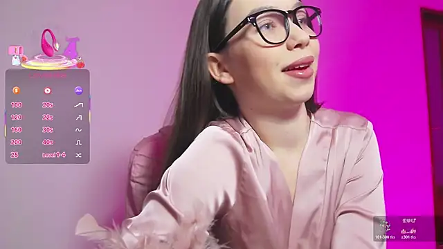 Snapshot of Arianahot777 chatting on 02-21-26, 12:12 Arianahot777 online show from 02-21-26, 12:12