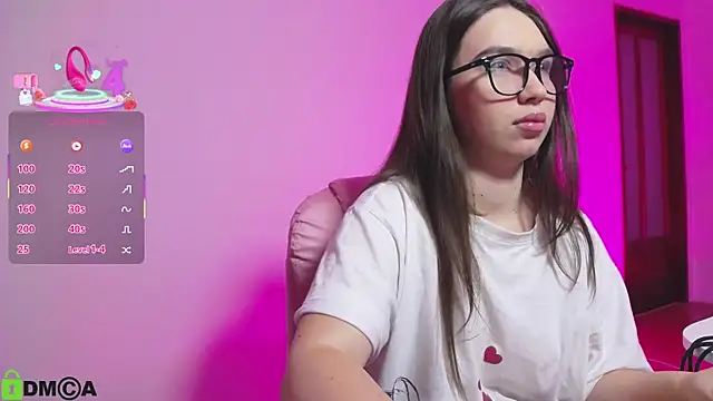 Snapshot of Arianahot777 chatting on 12-16-25, 09:19 Arianahot777 online show from 12-16-25, 09:19