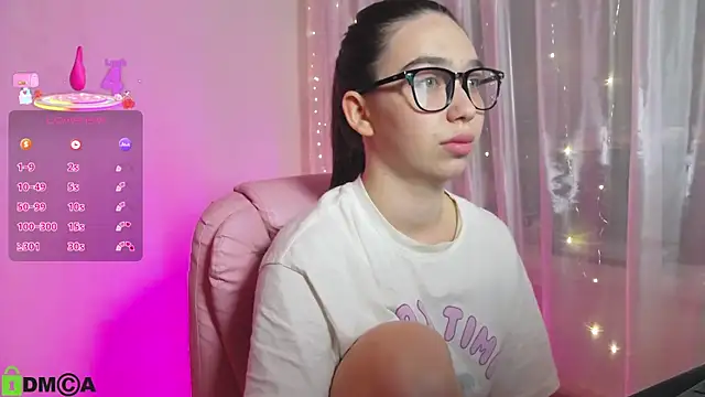 Snapshot of Arianahot777 chatting on 09-14-25, 02:23 Arianahot777 online show from 09-14-25, 02:23