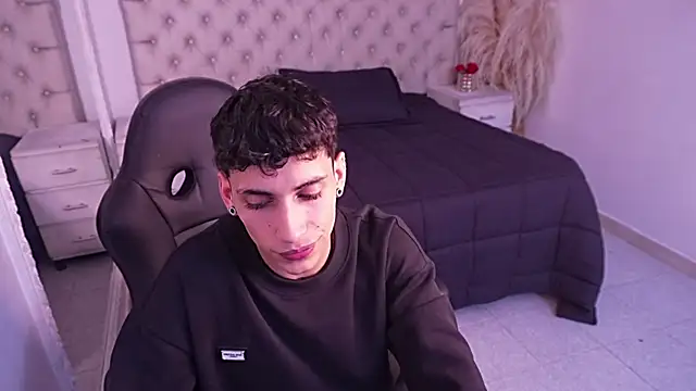 JhoanLeandro online show from 04-19-26, 06:03