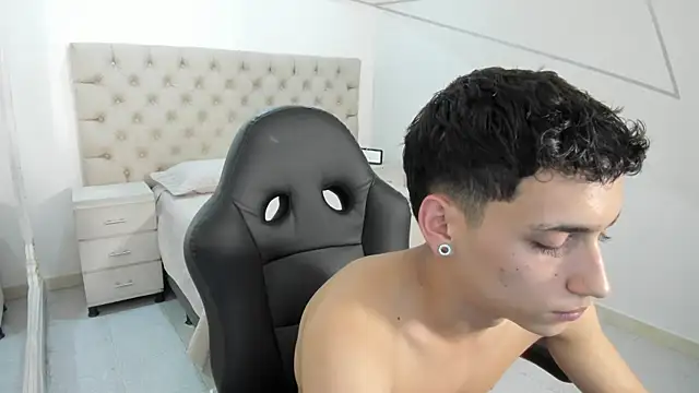 JhoanLeandro online show from 10-17-25, 07:00