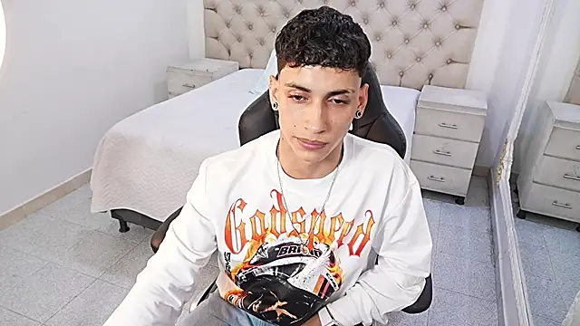 JhoanLeandro online show from 03-04-26, 05:48