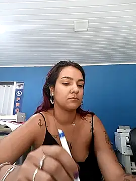 Pantaneirasexy online show from 12-02-25, 02:08