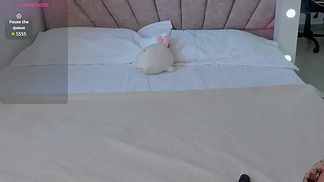 leahaltomm online show from 11-10-25, 08:36