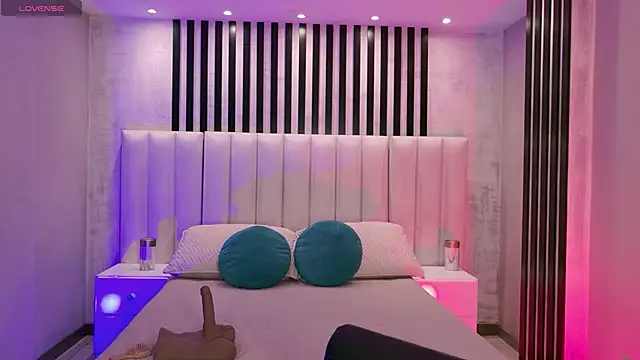 AmaiaHaywood online show from 01-15-26, 03:21