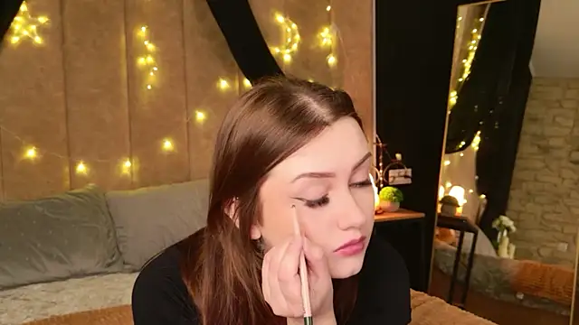 Kendra Parlow online show from 02-16-26, 08:18