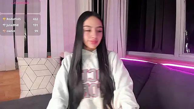 Daphne chers online show from 02-13-26, 10:37