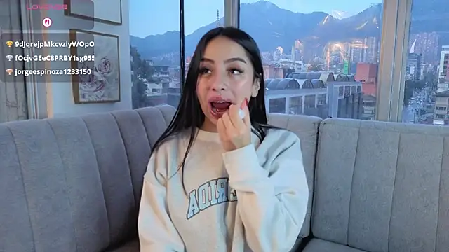 Daphne chers online show from 03-26-26, 10:40