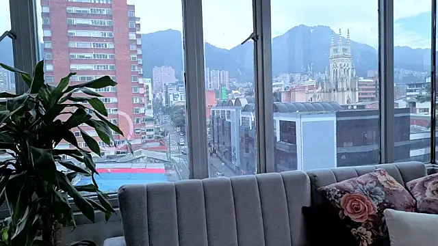 Daphne chers online show from 01-07-26, 07:41