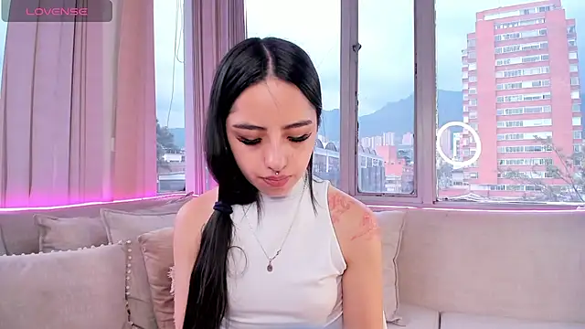 Daphne chers online show from 12-01-25, 07:59