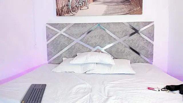 khloe-sweet online show from 06-06-26, 12:43