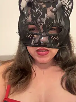 laarti online show from 11-17-25, 02:43