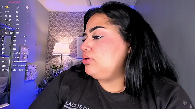 Snapshot of _michel_bbw chatting on 12-18-25, 03:55 michel bbw online show from 12-18-25, 03:55