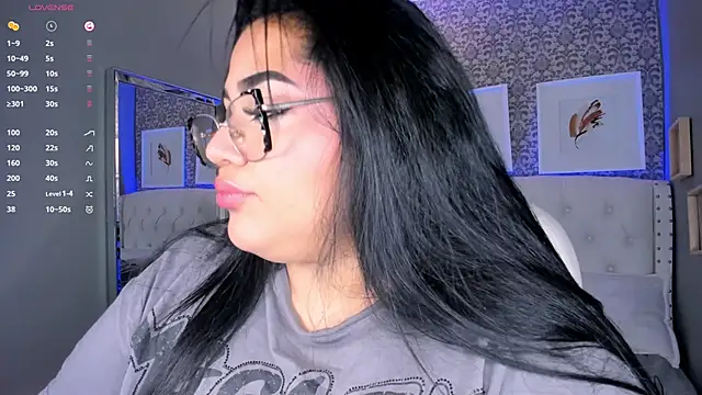 Snapshot of _michel_bbw chatting on 10-25-25, 02:55 michel bbw online show from 10-25-25, 02:55