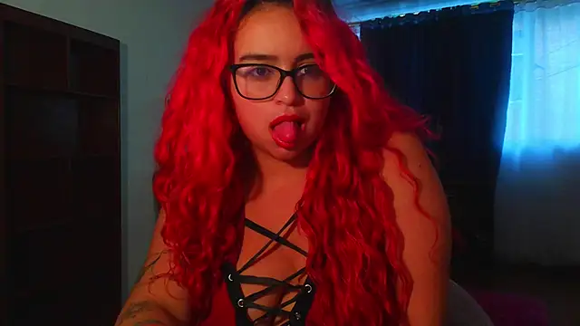 EstefyTabbo online show from 05-08-26, 10:24