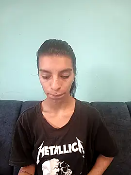 Ariell Kieran online show from 10-27-25, 08:32