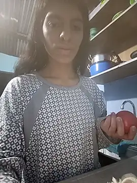 Ariell Kieran online show from 04-15-26, 11:49