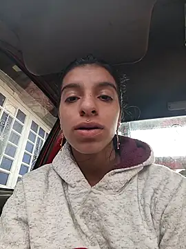 Ariell Kieran online show from 02-27-25, 05:05