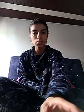 Ariell Kieran online show from 03-01-25, 02:34