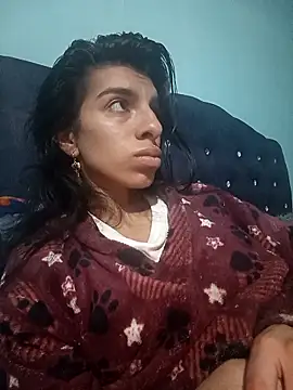 Ariell Kieran online show from 12-19-25, 05:43