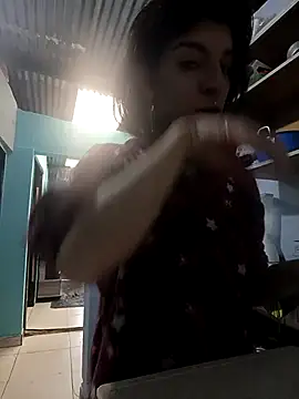 Ariell Kieran online show from 12-16-25, 08:02