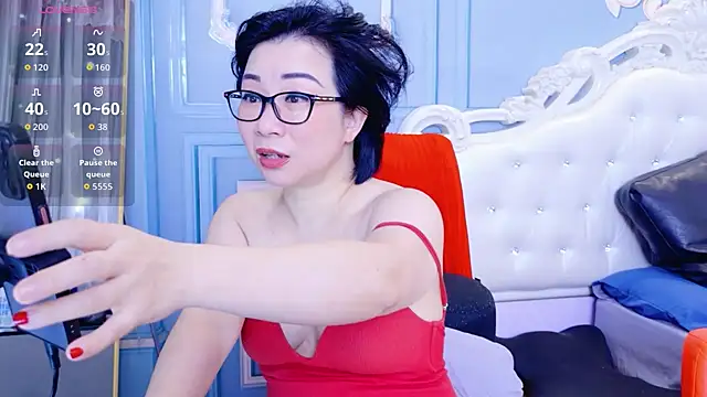 LucianaMe online show from 12-17-25, 02:38