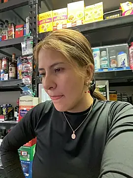 Andrea18 blonde online show from 06-19-26, 05:19