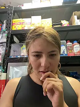 Andrea18 blonde online show from 06-09-26, 03:46
