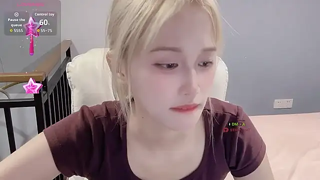 xunian71O online show from 09-29-25, 09:31