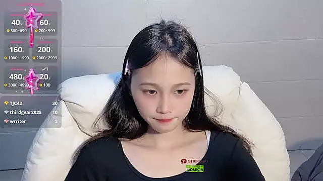 xunian71O online show from 02-17-25, 04:39