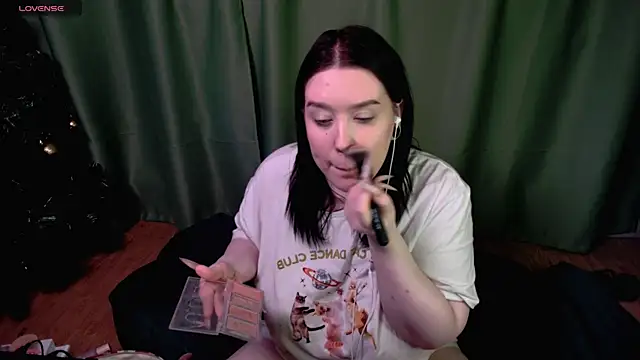 Snapshot of Viesicaa chatting on 03-09-25, 04:33 Viesicaa online show from 03-09-25, 04:33