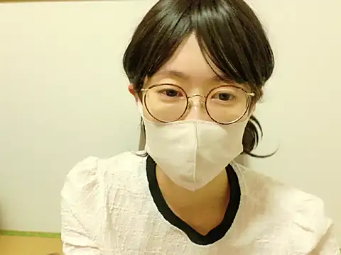 Snapshot of RIO_o0 chatting on 10-23-25, 01:43 RIO o0 online show from 10-23-25, 01:43
