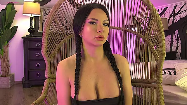 Amber Luna online show from 03-16-25, 06:20